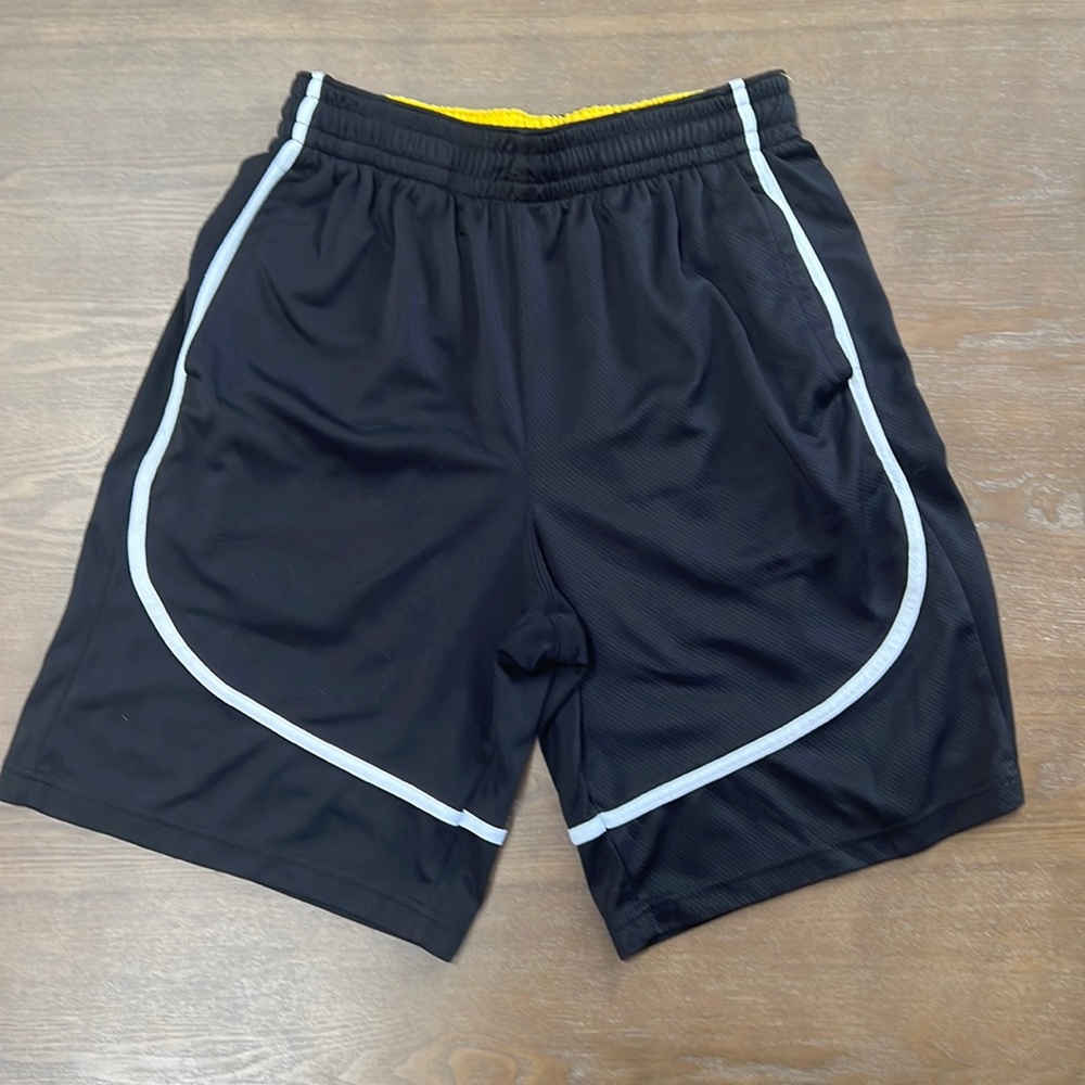 Spalding Athletic Shorts Large